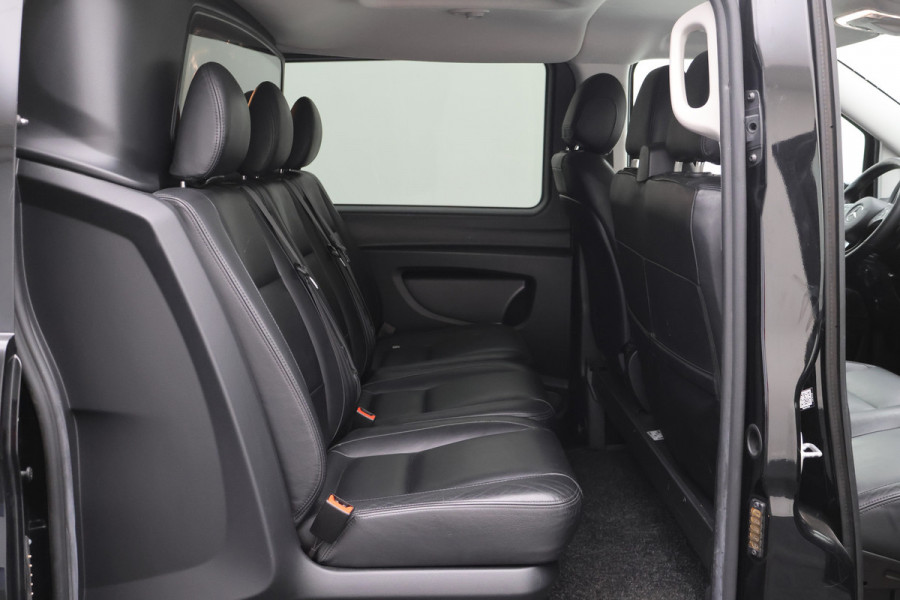 Mercedes-Benz Vito 114 CDI Lang DC Comfort 6p. Leer, Camera, LED, Apple Carplay, Trekhaak, Climate, 18"