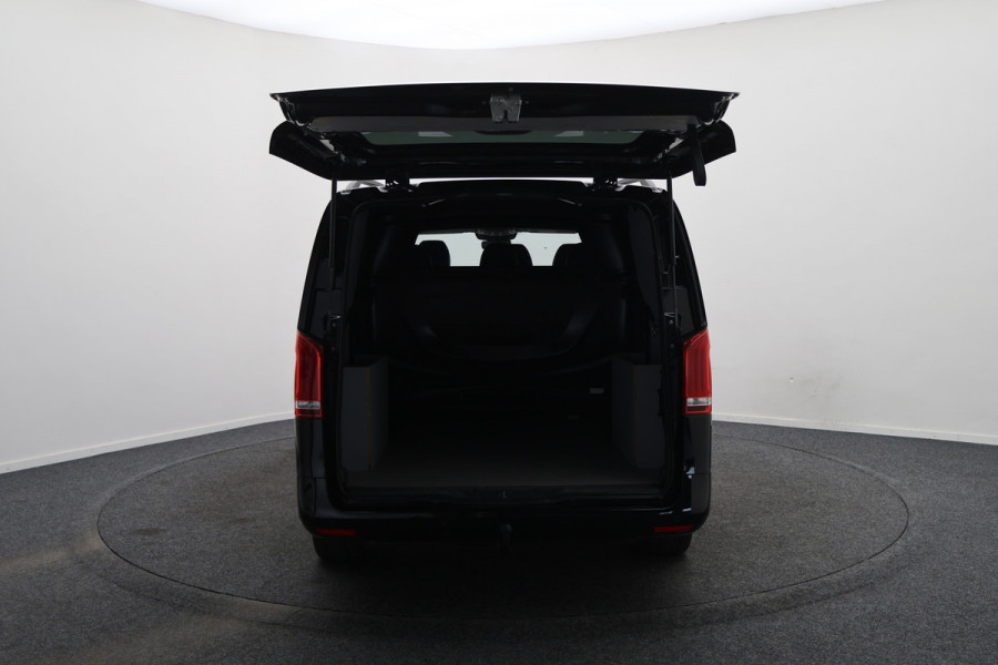 Mercedes-Benz Vito 114 CDI Lang DC Comfort 6p. Leer, Camera, LED, Apple Carplay, Trekhaak, Climate, 18"