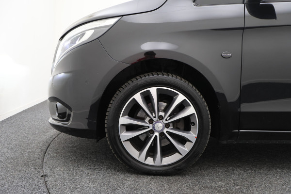 Mercedes-Benz Vito 114 CDI Lang DC Comfort 6p. Leer, Camera, LED, Apple Carplay, Trekhaak, Climate, 18"