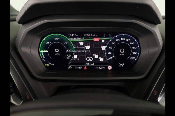 Audi Q4 e-tron 45 quattro S edition Competition 82 kWh 286pk | Assistentiepakket plus | Ambiente verlichting | Optiekpakket zwart plus | Privacy glas |