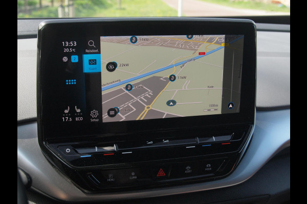 Volkswagen ID.4 First 77 kWh | Camera | Trekhaak | Sfeerverlichting | ACC | Apple Carplay |