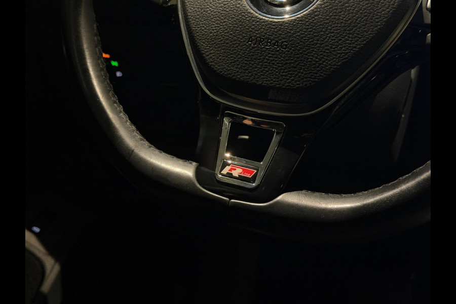 Volkswagen Tiguan 2.0 TSI 4Motion R-Line|Keyless|Pano|Trekhaak|