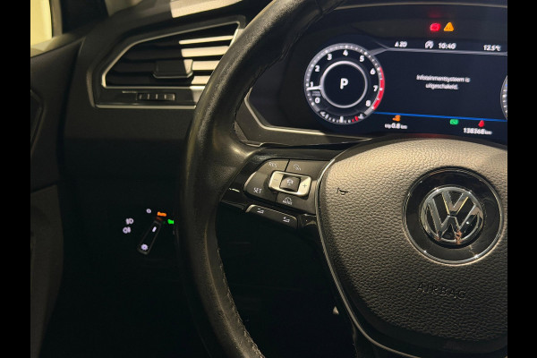 Volkswagen Tiguan 2.0 TSI 4Motion R-Line|Keyless|Pano|Trekhaak|