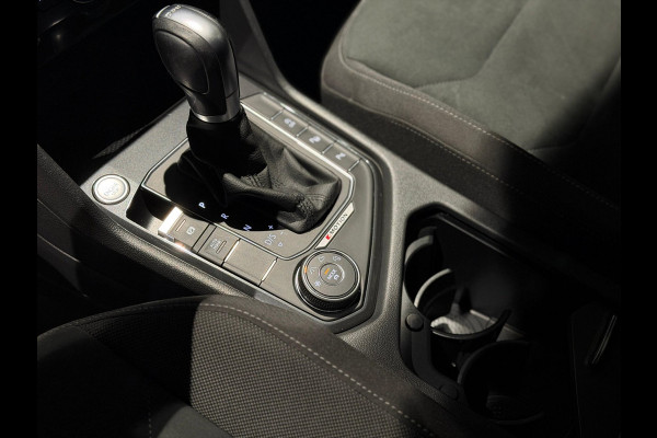 Volkswagen Tiguan 2.0 TSI 4Motion R-Line|Keyless|Pano|Trekhaak|