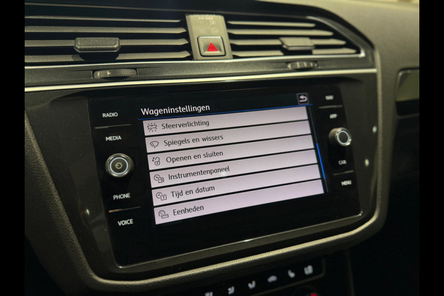 Volkswagen Tiguan 2.0 TSI 4Motion R-Line|Keyless|Pano|Trekhaak|