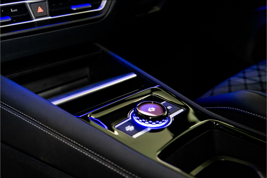 Volkswagen Tiguan 1.5 eHybrid R-Line Edition 272PK | NL AUTO | Pano | Trekhaak | 360 | IQ | Fabrieksgarantie