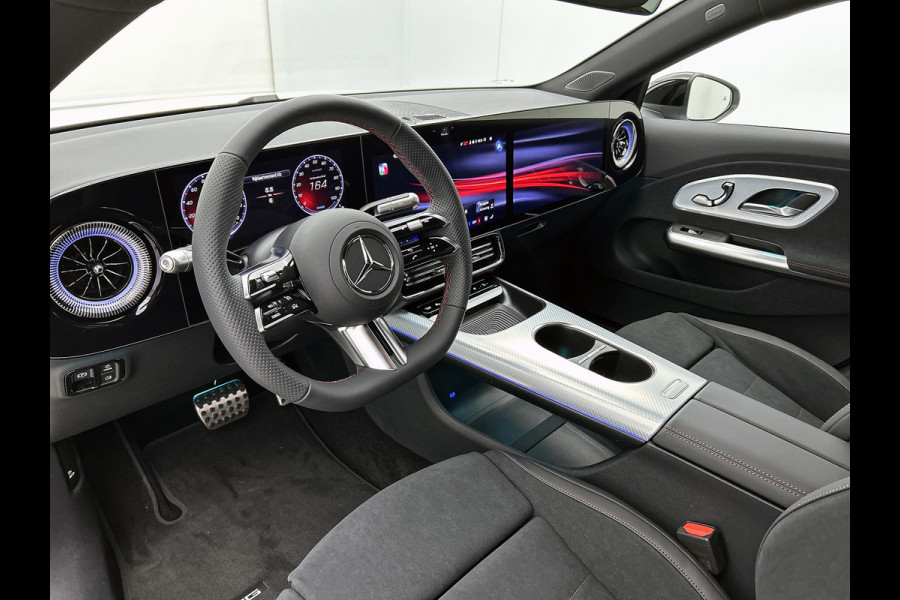Mercedes-Benz CLA-Klasse Shooting Brake 250+ Business Solution AMG 85 kWh | Premium pakket | Nightpakket | Winterpakket | Vast panoramadak | Gezichtsherkenning | Smartphone integratie |