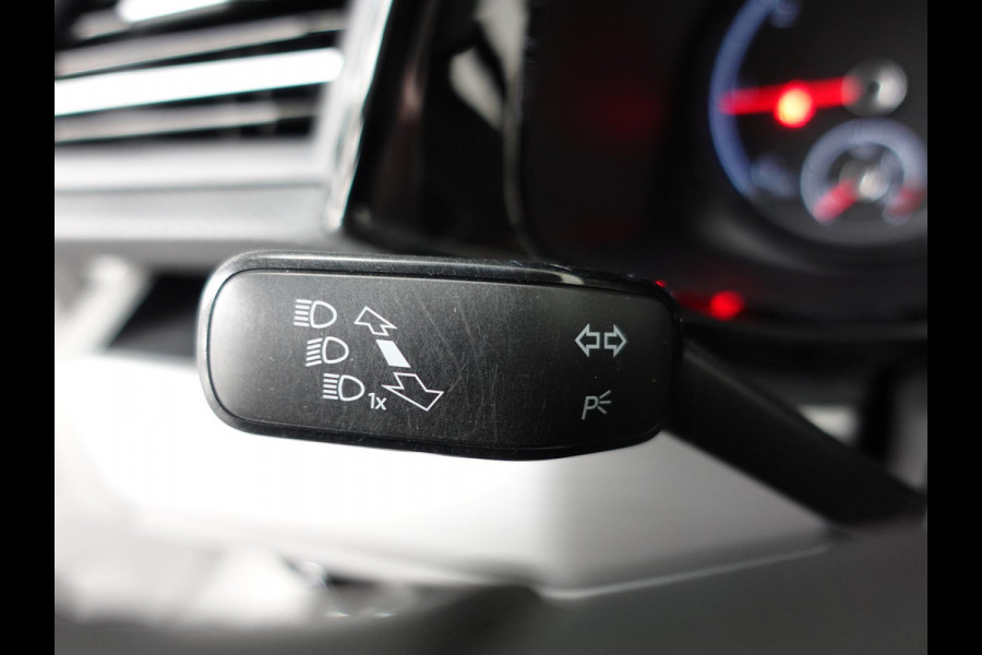 Volkswagen Transporter 150pk Automaat L2 Dubbele Cabine Bulli Apple Carplay Cruise control Camera Airco