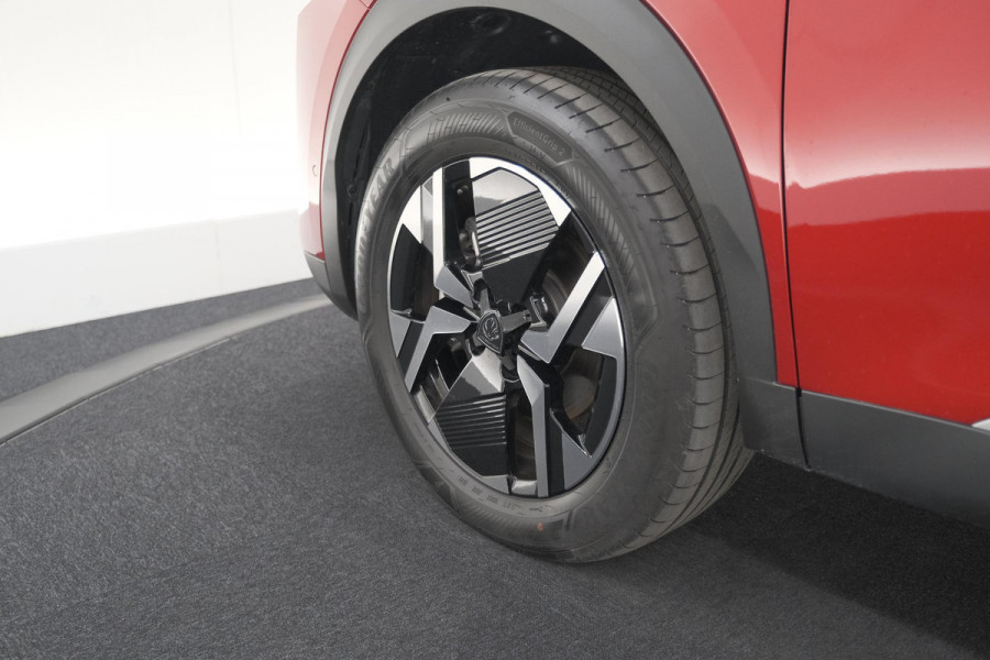 Peugeot 2008 Hybrid 145 e-DCS6 Allure | 360 Camera | Adaptieve Cruise Control | Navigatie | Dodehoekdetectie