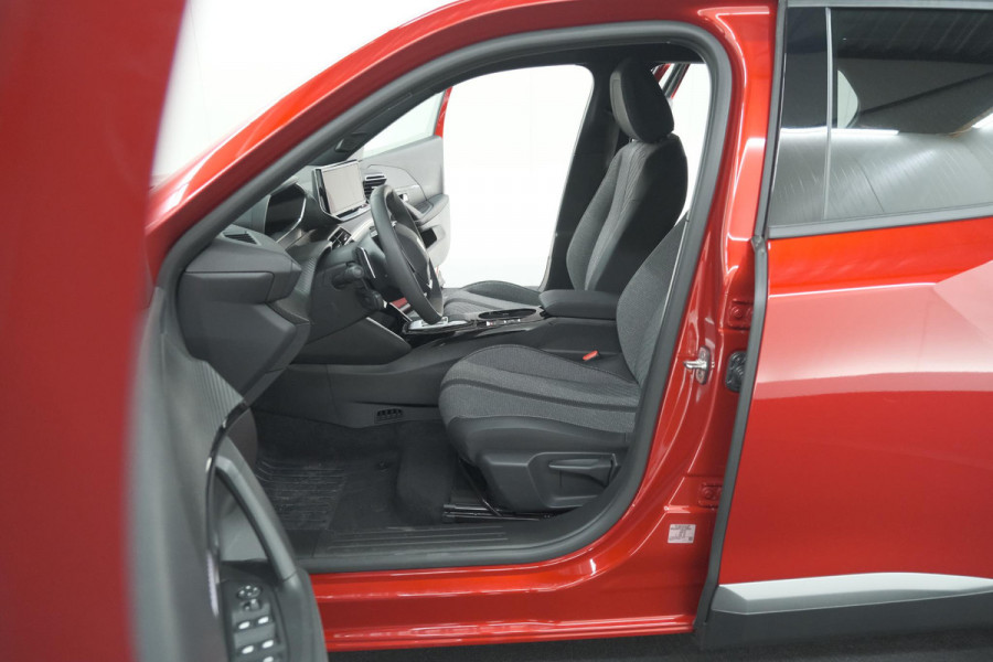 Peugeot 2008 Hybrid 145 e-DCS6 Allure | 360 Camera | Adaptieve Cruise Control | Navigatie | Dodehoekdetectie