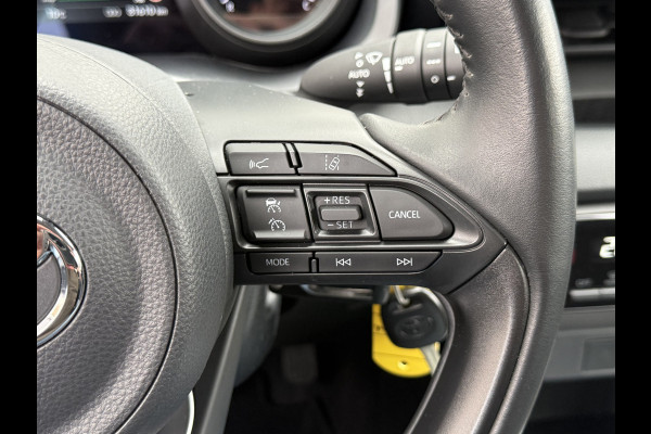 Toyota Yaris 1.5 Hybrid Team D | ACC | CarPlay | Camera | LED | DAB+