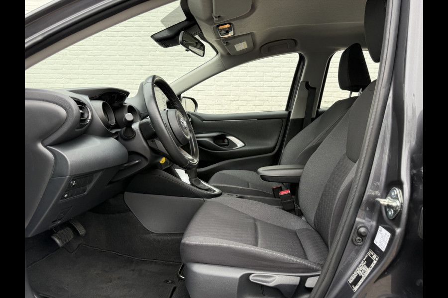 Toyota Yaris 1.5 Hybrid Team D | ACC | CarPlay | Camera | LED | DAB+