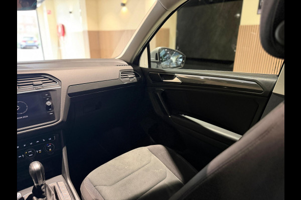 Volkswagen Tiguan 2.0 TSI 4Motion R-Line|Keyless|Pano|Trekhaak|