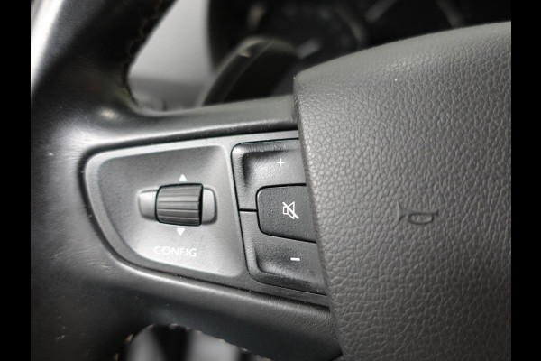 Opel Vivaro 2.0 CDTI L3H1 145PK Dubbele Cabine Automaat Airco Apple Carplay/Android Auto Navigatie Trekhaak Camera Parkeersensoren