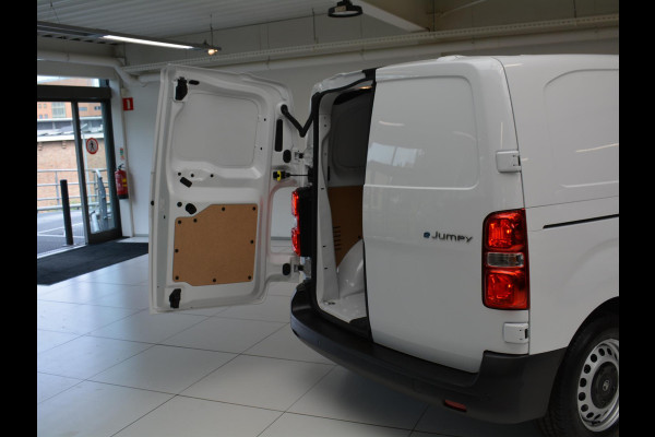 Citroën ë-Jumpy L2 75 kWh | tot 8 jaar garantie | Camera | Navigatie incl. Apple Carplay | Dodehoek detectie | Parkeersensoren voor & achter | Laadruimtebetimmering