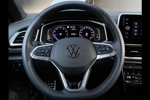 Volkswagen T-Roc 1.5 TSI R-Line + IQ Drive pakket Automaat Climate control Adaptieve cruise control Camera Parkeersensoren Stuurverwarming Stoelverwarming Keyless LED Apple Carplay/ Android Auto
