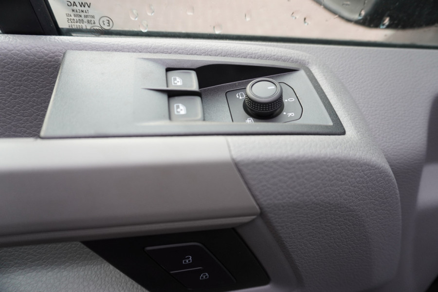 Volkswagen Crafter 35 2.0 TDI 177PK L3H2 Facelift L3H2 Automaat nr. V148 | Airco | Cruise | Navi | Camera