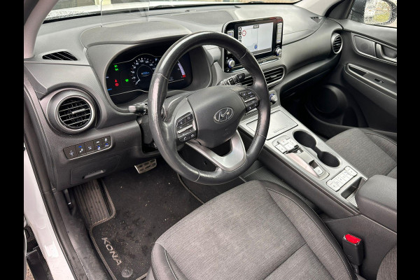 Hyundai Kona EV Fashion 64 kWh | SOH: 95,5% | Full LED | Blindspot | Elektr Stoelen | Two Tone White  - Darknight metallic |