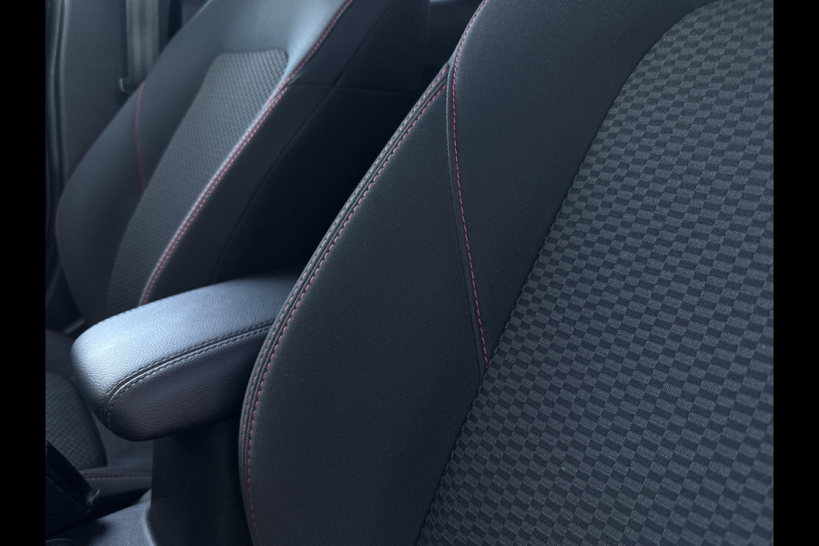 Ford Fiesta 1.0 EcoBoost ST-Line | NL-auto | Navi | Carplay | Led | PDC