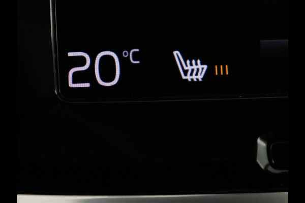 Volvo V60 2.0 T6 Twin Engine AWD Momentum Pro | SOH 88% | Stoelverwarming | Adaptive cruise | Carplay | Half leder | Navigatie | Full LED | Parkeerhulp | Climate control | Bluetooth | PHEV | Plug In