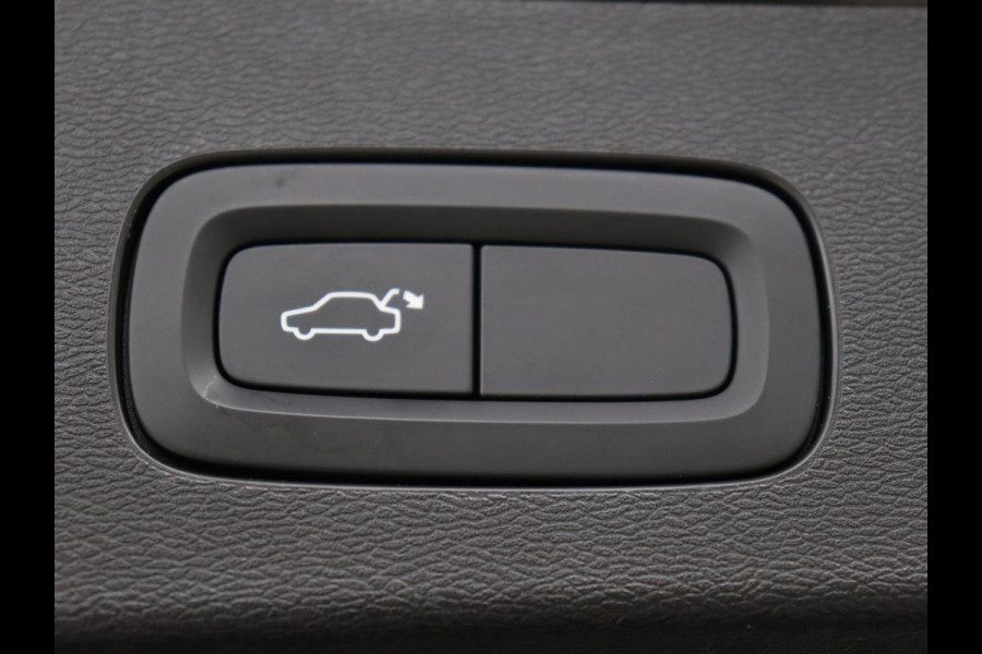 Volvo V60 2.0 T6 Twin Engine AWD Momentum Pro | SOH 88% | Stoelverwarming | Adaptive cruise | Carplay | Half leder | Navigatie | Full LED | Parkeerhulp | Climate control | Bluetooth | PHEV | Plug In