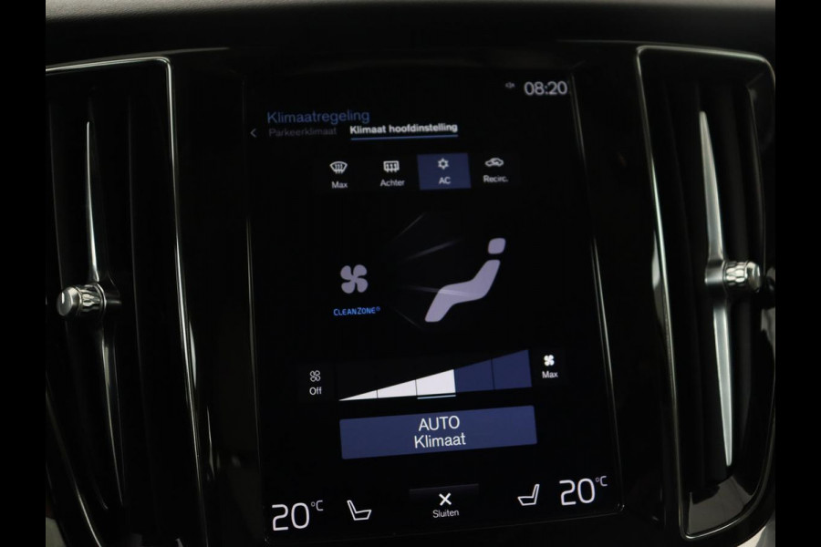 Volvo V60 2.0 T6 Twin Engine AWD Momentum Pro | SOH 88% | Stoelverwarming | Adaptive cruise | Carplay | Half leder | Navigatie | Full LED | Parkeerhulp | Climate control | Bluetooth | PHEV | Plug In