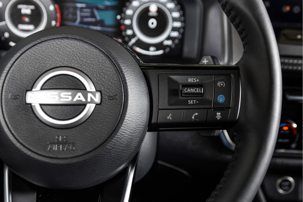 Nissan QASHQAI 1.3 MHEV 158 PK Xtronic N-Connecta - Automaat | Panodak | Cold Pack | Dig. Cockpit | Adapt. Cruise | 360 Camera | PDC | NAV + App Connect | LM 18" | ECC | 5765