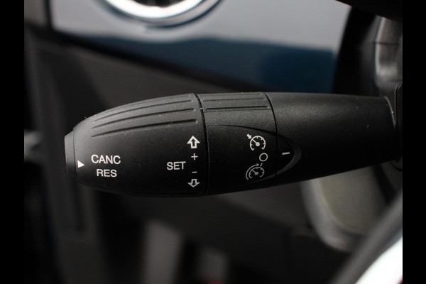 Fiat 500 1.0 Hybrid Vita Comfort Airco Cruise control Parkeersensoren achter Elektrische ramen