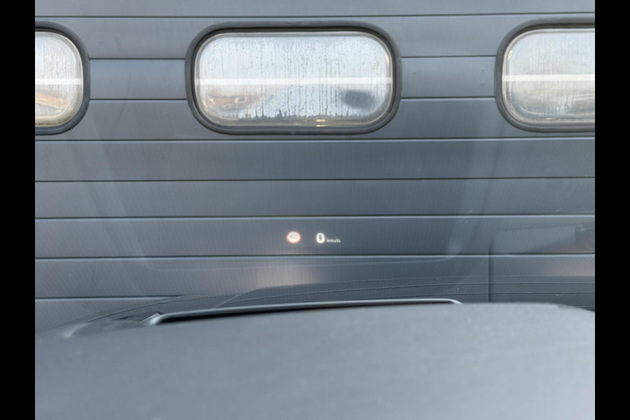 Land Rover Range Rover Sport 4.4 SDV8 HSE Dynamic | Panoramadak | Camera | Head-Up Display | Meridan | Elektrische Achterklep |