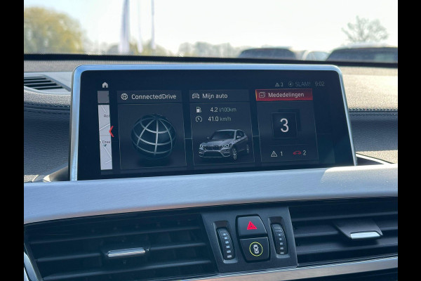 BMW X1 xDrive25e M Sport | M pakket | Afneembare Trekhaak | Sportstoelen |  Stoelverwarming | Elek. verstelbare stoel met geheugen | Elektrische achterklep | Driving Assistant Plus