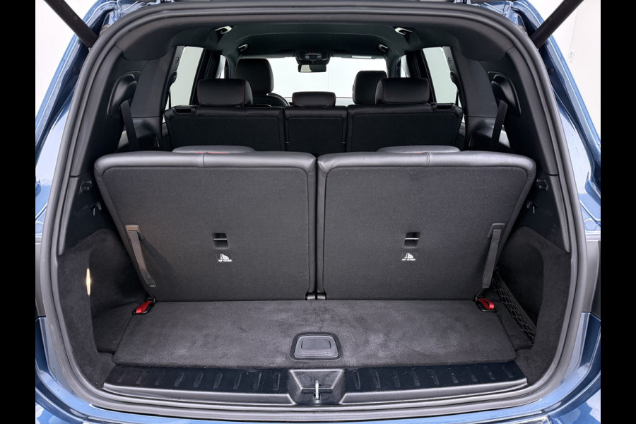 Mercedes-Benz Glb 200 AMG 7-zits // Camera // Sfeerverlichting // Augmented Reallity // Alarm // Nightpakket // 19" AMG // LED