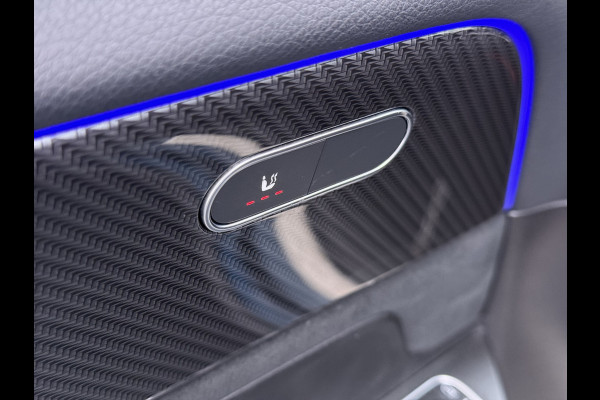 Mercedes-Benz Glb 200 AMG 7-zits // Camera // Sfeerverlichting // Augmented Reallity // Alarm // Nightpakket // 19" AMG // LED