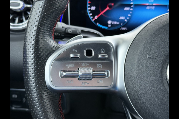 Mercedes-Benz Glb 200 AMG 7-zits // Camera // Sfeerverlichting // Augmented Reallity // Alarm // Nightpakket // 19" AMG // LED