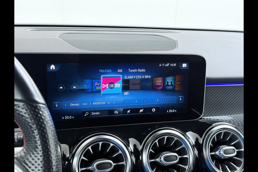 Mercedes-Benz Glb 200 AMG 7-zits // Camera // Sfeerverlichting // Augmented Reallity // Alarm // Nightpakket // 19" AMG // LED