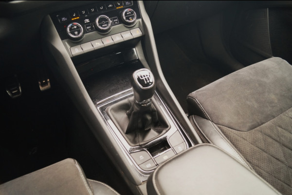 Škoda Kodiaq 1.5 TSI 150pk Sportline Business 7-persoons -PANO-