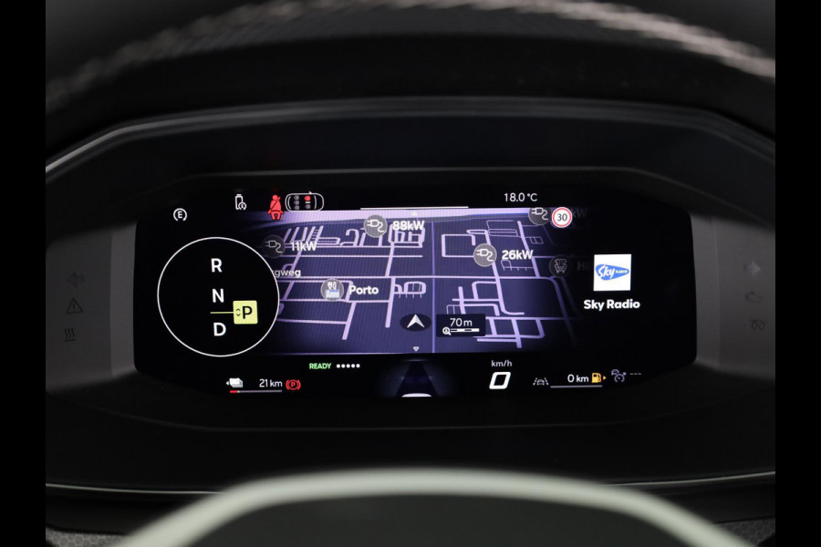 Seat Leon Sportstourer 1.5 TSI e-Hybrid Style Business Intense | Carplay (draadloos) | Navigatie | Adaptieve Cruise | Sensoren V+A + Achteruitrijcamera | Grootlicht Assistent