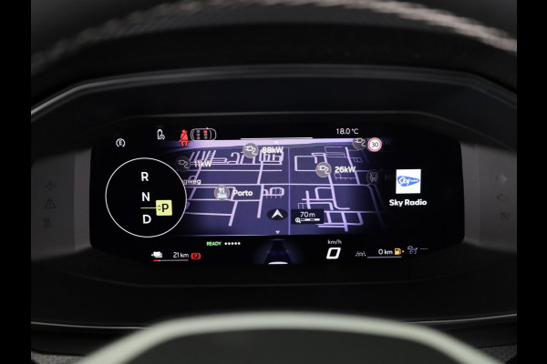 Seat Leon Sportstourer 1.5 TSI e-Hybrid Style Business Intense | Carplay (draadloos) | Navigatie | Adaptieve Cruise | Sensoren V+A + Achteruitrijcamera | Grootlicht Assistent