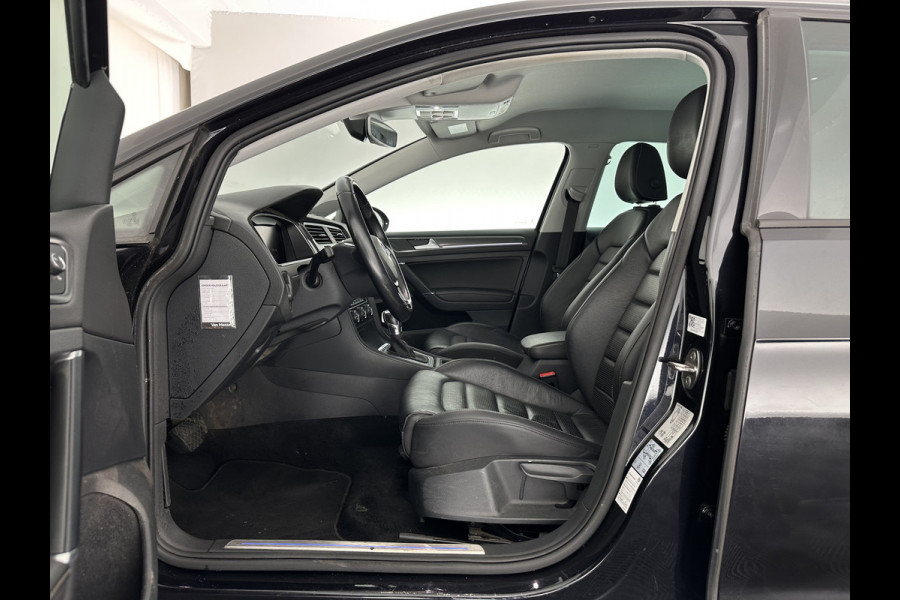 Volkswagen e-Golf (INCL-BTW) *HEATPUMP | LEATHER | ADAPTIVE-CRUISE | FULL-LED | DYNAUDIO | BLINDSPOT | DIGI-COCKPIT | NAVI-FULLMAP | CAMERA | KEYLESS | ECC | CCS-FASTLOADER | PDC | 17''ALU*