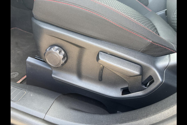 Ford Kuga 2.5 FHEV ST-Line | 190pk | Winterpack | Achteruitrijcamera | SYNC 4 Navigatie | All Weatherbanden | Geen stekker nodig