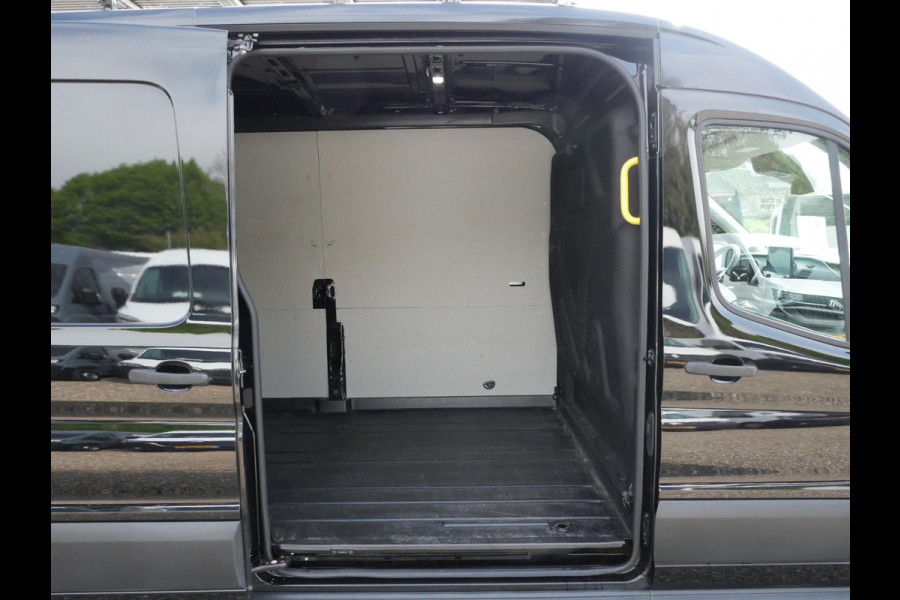 Ford Transit 2.0 TDCI 130PK, L3H2, Airco