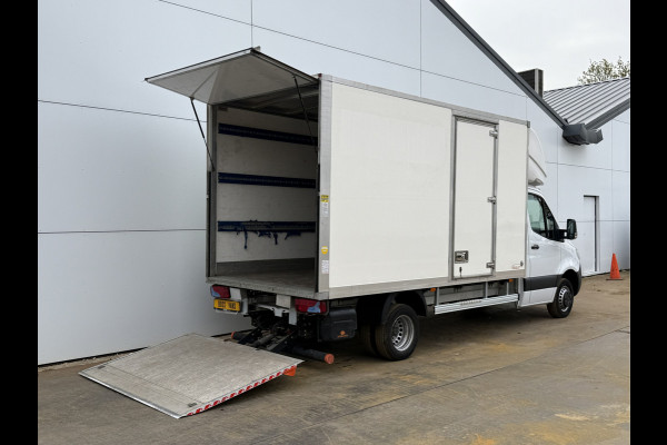 Mercedes-Benz Sprinter 515 1.9 CDI Laadklep Dubbellucht Zijdeur Climate Control Cruise Control Koffer Bakwagen Meubelbak