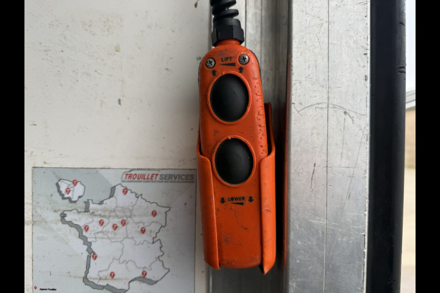 Mercedes-Benz Sprinter 515 1.9 CDI Laadklep Dubbellucht Zijdeur Climate Control Cruise Control Koffer Bakwagen Meubelbak