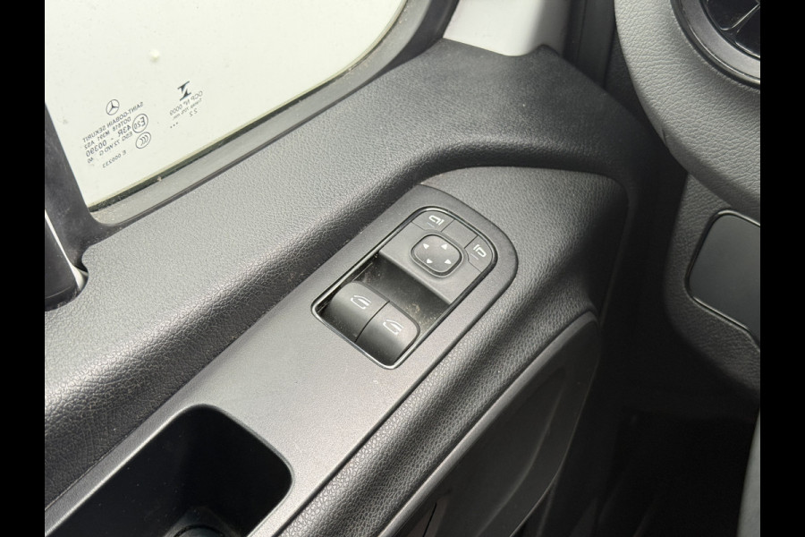 Mercedes-Benz Sprinter 515 1.9 CDI Laadklep Dubbellucht Zijdeur Climate Control Cruise Control Koffer Bakwagen Meubelbak