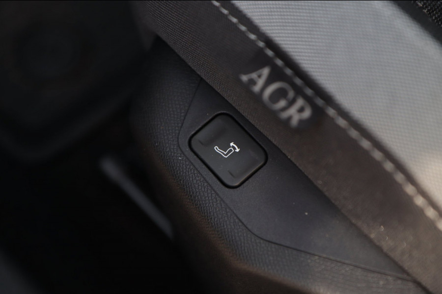 Opel Astra 1.6 Hybrid / ACC / CAMERA / CARPLAY / LANE ASSIST / STUURVERW.