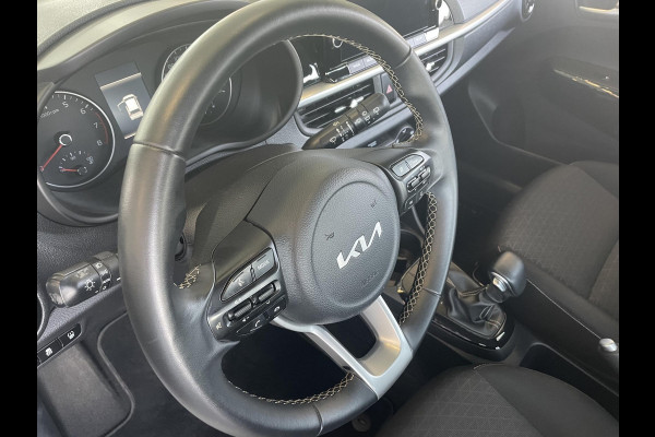 Kia Picanto 1.0 DPi Automaat DynamicLine Navigatie Apple Carplay/Android Auto Airco Camera DAB Lichtmetalen velgen Bluetooth