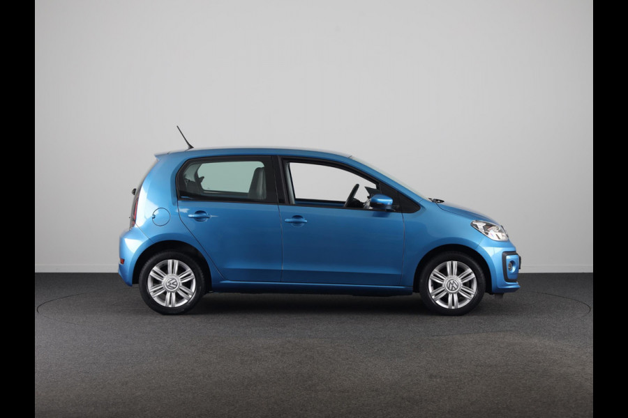 Volkswagen up! 1.0 BMT high up! | Achteruitrijcamera | Cruise Control | Airco |