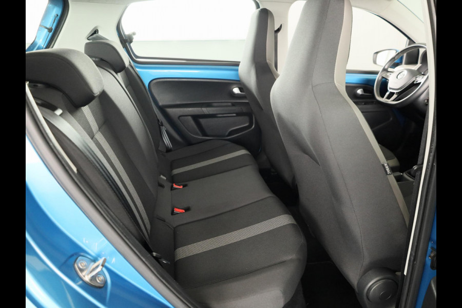 Volkswagen up! 1.0 BMT high up! | Achteruitrijcamera | Cruise Control | Airco |