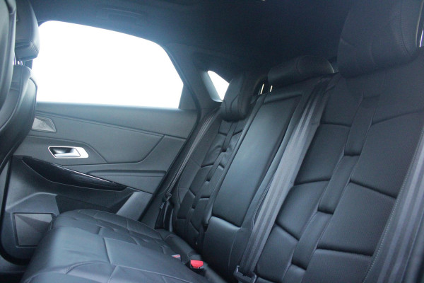 DS 7 1.6 PHEV 300PK 4x4 ETIOLE | PANORAMA SCHUIF/KANTEL DAK | NIGHT VISION | LEDEREN BEKLEDING "BLACK BASALT NAPPA LEDER" | STOEL/VOORRUIT VERWARMING | 19" LICHTMETALEN VELGEN | ALARM SYSTEEM | NAVIGATIE | DRAADLOZE APPLE CARPLAY/ANDROID AUTO | DRAADLOZE TELEFOONLADER | KEYLESS ENTRY/START | ELEKTRISCH BEDIENBARE VOORSTOELEN MET GEHEUGENFUNCTIE OP DE BESTUUDERSSTOEL | ELEKTRISCH BEDIENBARE ACHTERKLEP | DODEHOEK DETECTIE | ADAPTIVE CRUISE CONTROL | DAB+ RADIO | CAMERA VOOR + ACHTER |