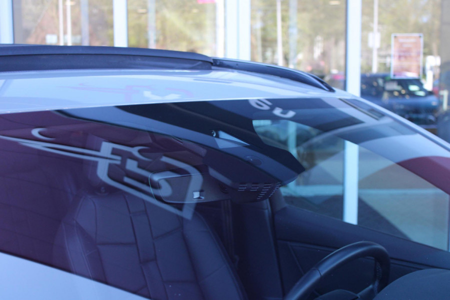 DS 7 1.6 PHEV 300PK 4x4 ETIOLE | PANORAMA SCHUIF/KANTEL DAK | NIGHT VISION | LEDEREN BEKLEDING "BLACK BASALT NAPPA LEDER" | STOEL/VOORRUIT VERWARMING | 19" LICHTMETALEN VELGEN | ALARM SYSTEEM | NAVIGATIE | DRAADLOZE APPLE CARPLAY/ANDROID AUTO | DRAADLOZE TELEFOONLADER | KEYLESS ENTRY/START | ELEKTRISCH BEDIENBARE VOORSTOELEN MET GEHEUGENFUNCTIE OP DE BESTUUDERSSTOEL | ELEKTRISCH BEDIENBARE ACHTERKLEP | DODEHOEK DETECTIE | ADAPTIVE CRUISE CONTROL | DAB+ RADIO | CAMERA VOOR + ACHTER |