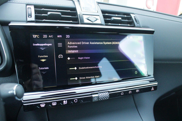 DS 7 1.6 PHEV 300PK 4x4 ETIOLE | PANORAMA SCHUIF/KANTEL DAK | NIGHT VISION | LEDEREN BEKLEDING "BLACK BASALT NAPPA LEDER" | STOEL/VOORRUIT VERWARMING | 19" LICHTMETALEN VELGEN | ALARM SYSTEEM | NAVIGATIE | DRAADLOZE APPLE CARPLAY/ANDROID AUTO | DRAADLOZE TELEFOONLADER | KEYLESS ENTRY/START | ELEKTRISCH BEDIENBARE VOORSTOELEN MET GEHEUGENFUNCTIE OP DE BESTUUDERSSTOEL | ELEKTRISCH BEDIENBARE ACHTERKLEP | DODEHOEK DETECTIE | ADAPTIVE CRUISE CONTROL | DAB+ RADIO | CAMERA VOOR + ACHTER |